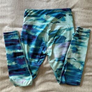 Old Navy Women’s Patterned Leggings